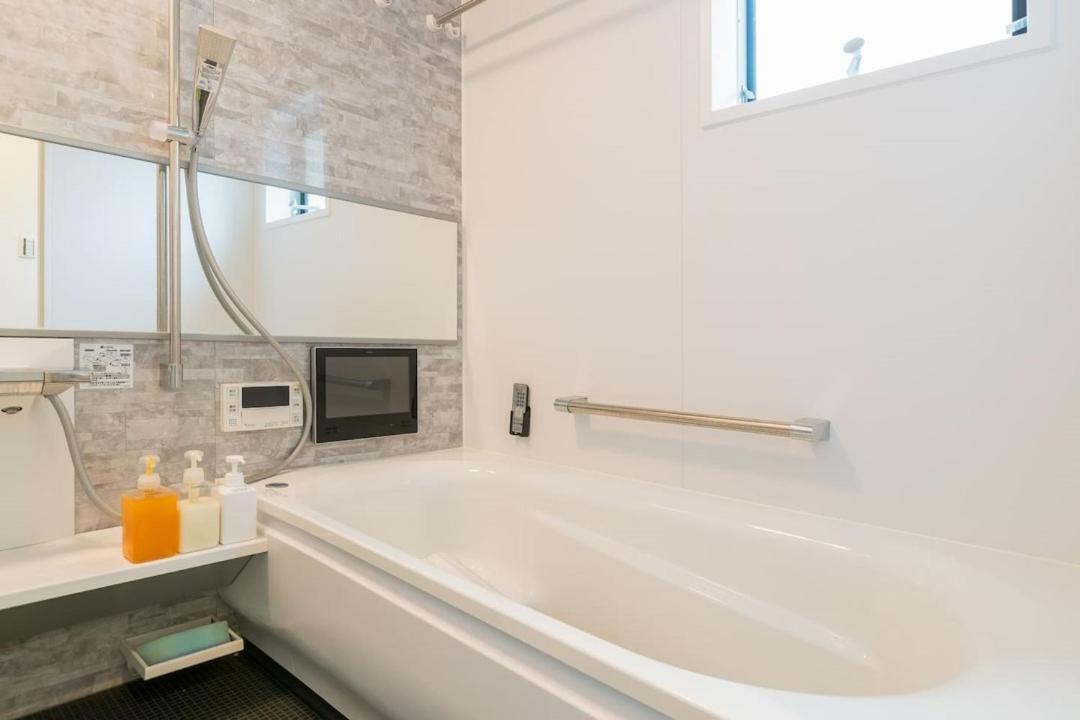 Nishi-sugamo Guest House. 2min To Nishi-sugamo Sta. 13min To Ikebukuro Sta. Apartment *